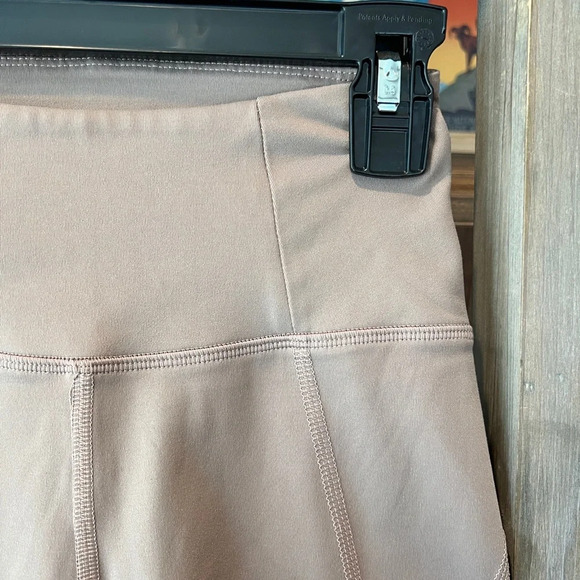 Girlfriend Collective sand bike shorts size XXS - Picture 2 of 8